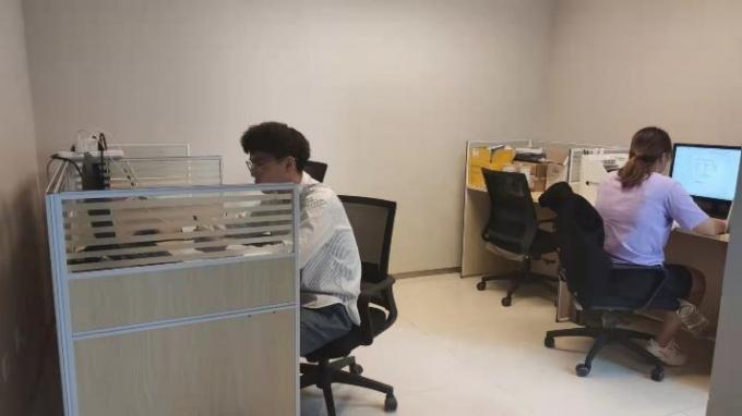 Congelador del escaparate del helado de la puerta deslizante directo refrescando 10 bandejas 6 barriles 8