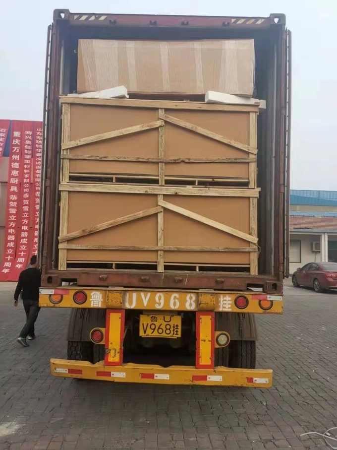 El tipo de exhibición económico de las puertas de cristal dobles refrigera y preserva el gabinete de la cerveza de la frescura para las bebidas 14
